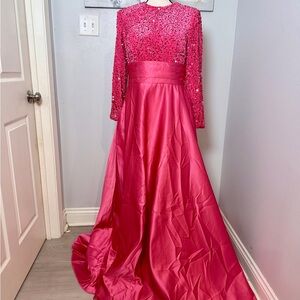 Elegant Pink Sequin Gown